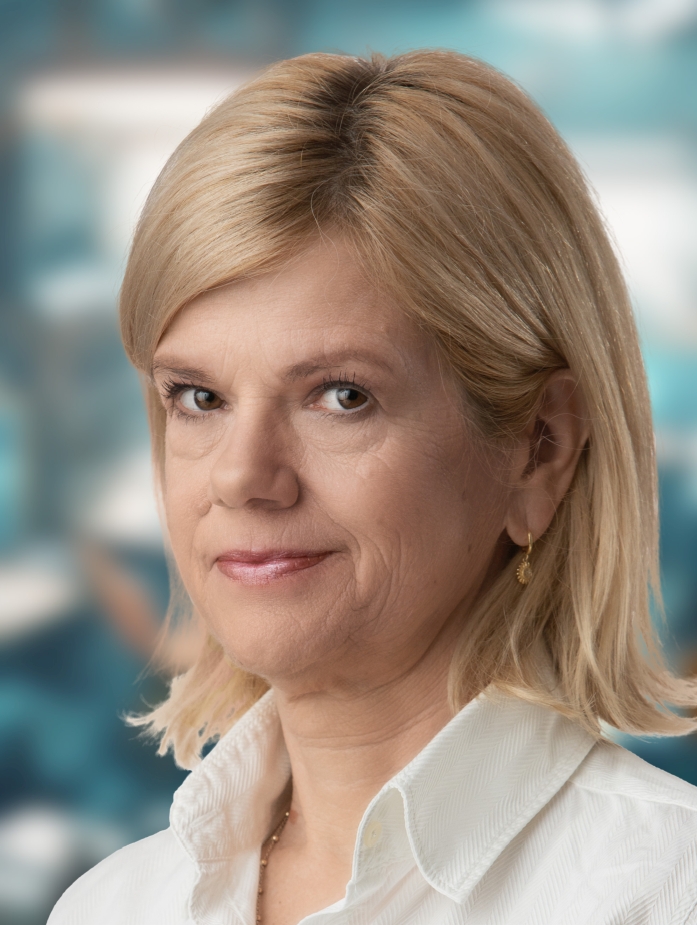 Ewa Dosstatni